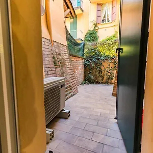 Savenella House Apartment